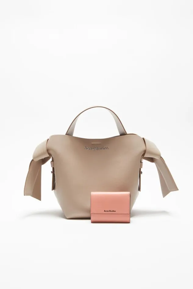 Acne Studios Trifold Leather Wallet Salmon Pink Man Small Leather Goods