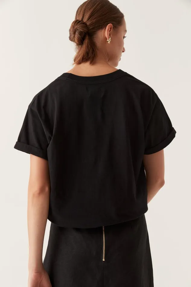 Aje Tees Amity Beaded Oversized Tee Blackgold 8211 Women Aje Tees Amity Beaded Oversized Tee Blackgold 8211 Women