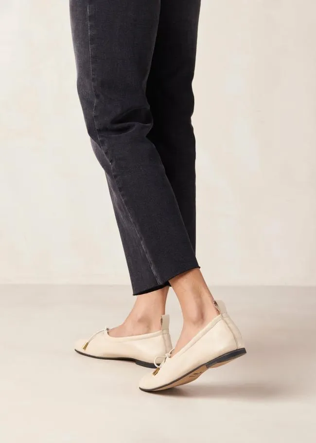 ALOHAS Ballet Flats Rosalind 8211 Cream Ballet Flats 8211 Women