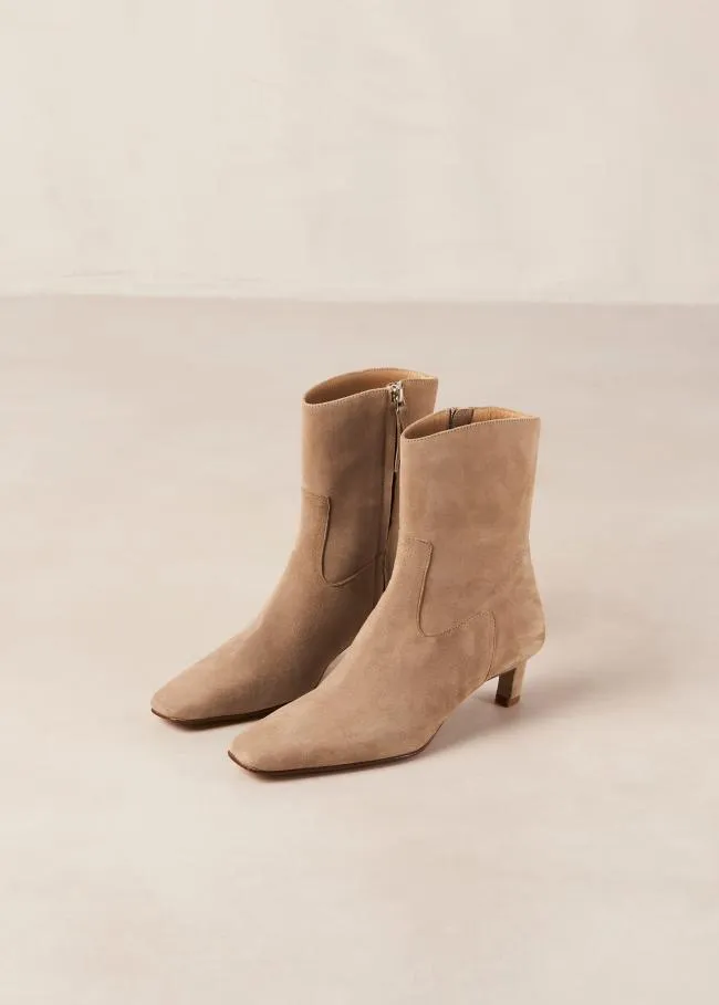 ALOHAS Boots Nash 8211 Beige Heeled Ankle Boots 8211 Women