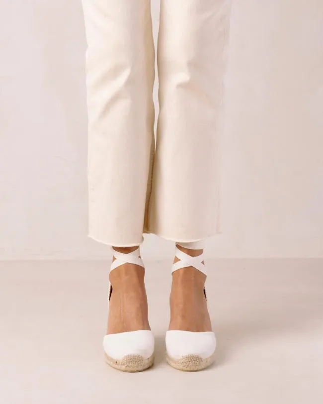 ALOHAS Espadrilles Clara By Day 8211 White Canvas Espadrilles 8211 Women