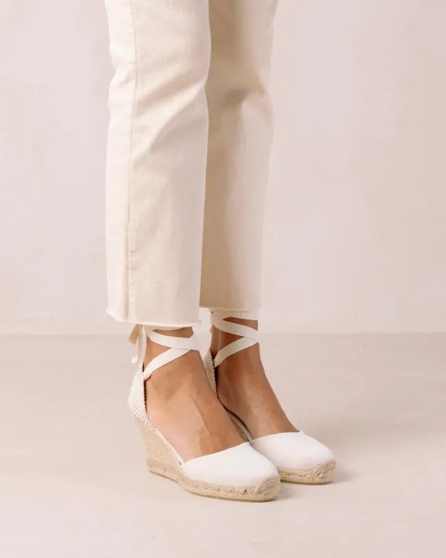 ALOHAS Espadrilles Clara By Day 8211 White Canvas Espadrilles 8211 Women