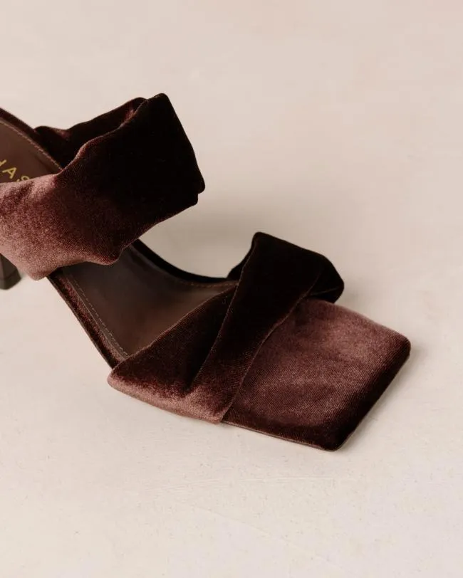 ALOHAS Mules Twist Strap 8211 Brown Velvet Mules 8211 Women