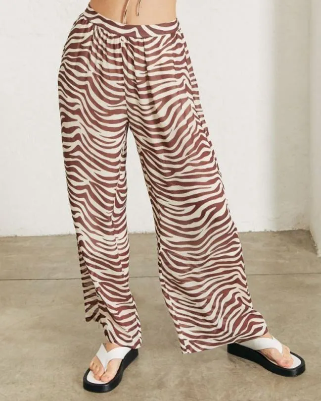 ALOHAS Pants Cliffhanger Safari 8211 Brown And White Pants 8211 Women