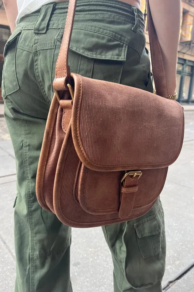 Brandy Melville Bags and Backpacks Buckle Purse Brown 8211 Women