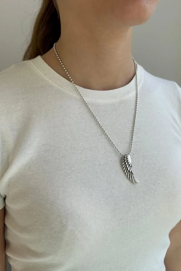 Brandy Melville Jewelry Angel Wing Necklace Silver 8211 Women