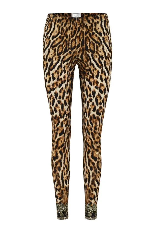 Camilla Loungewear Women Leggings Ruler Of The Underworld