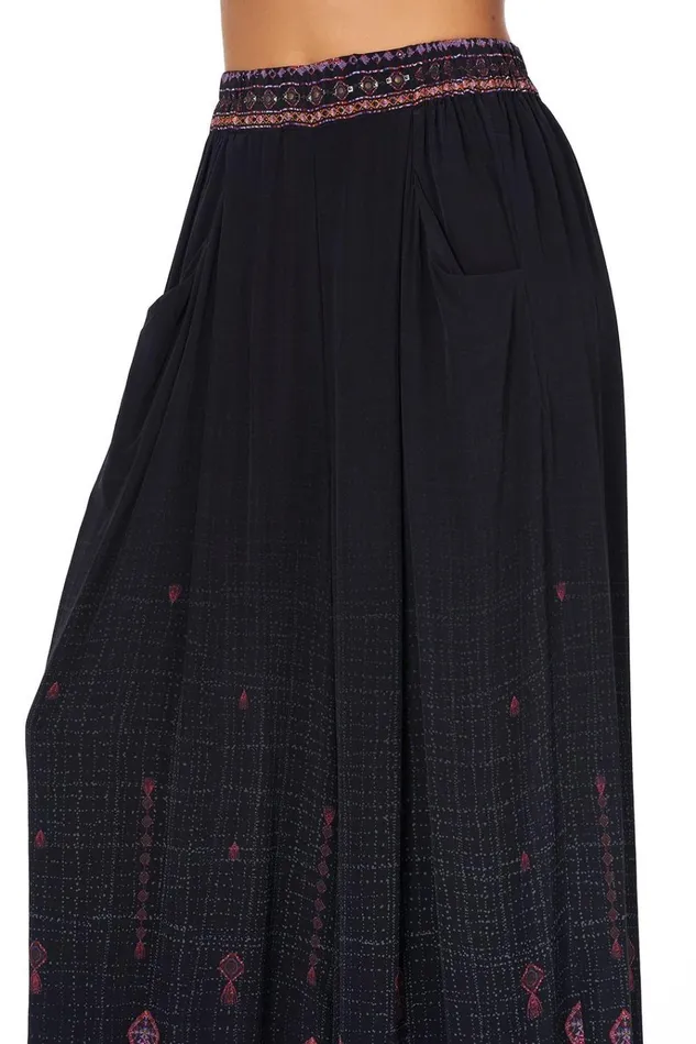 Camilla Trousers and Leggings Women Wide Leg Pant With Gathered Pockets Mina Mina