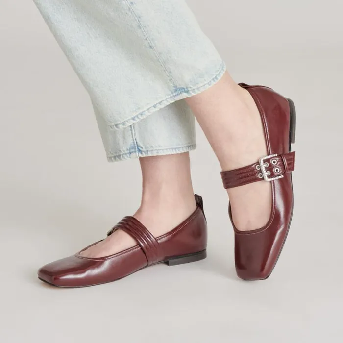 Dolce Vita Arora Ballet Flats Burgundy Crinkle Patent Women Flats and Loafers