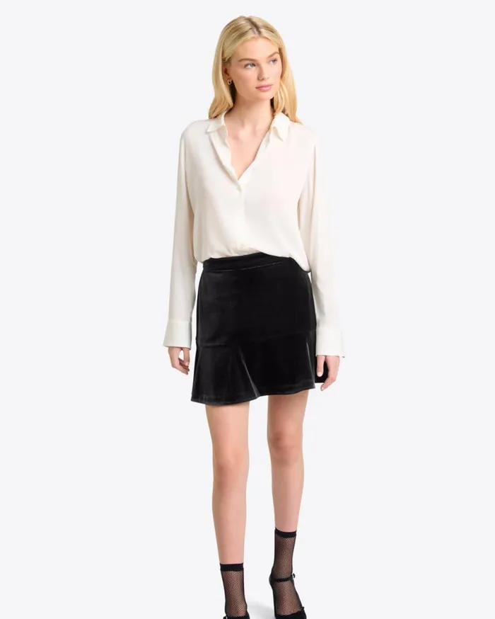 Draper James Bottoms and Skirts Women Flutter Skirt In Velvet
