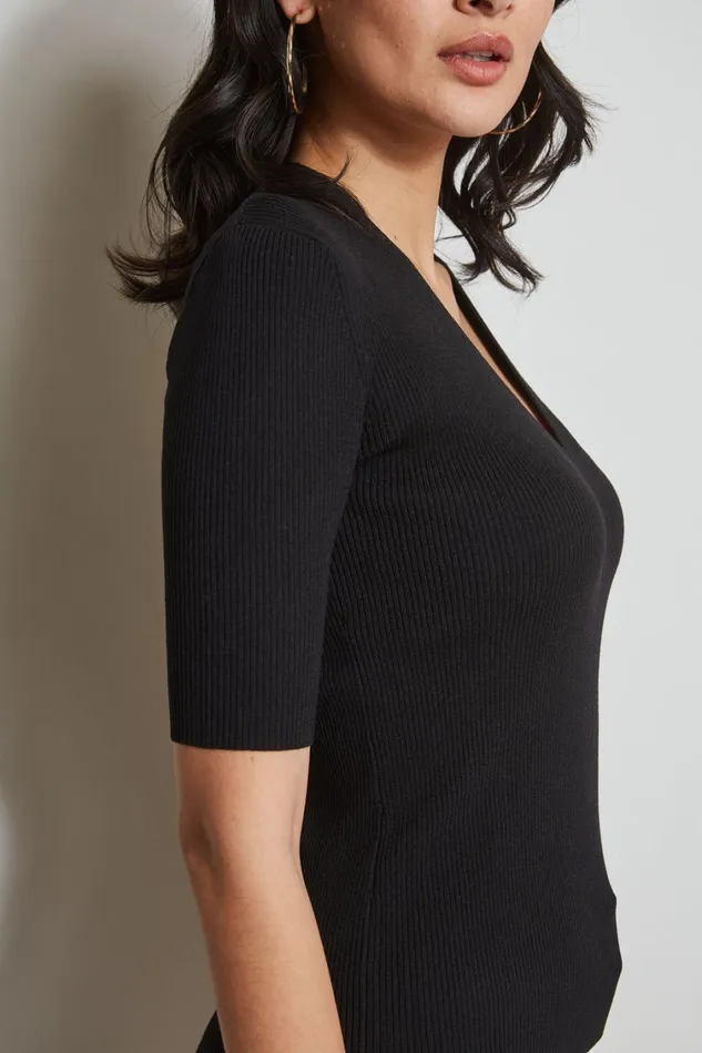 Elie Tahari Knits and Sweaters Short Sleeve VNeck Rib Sweater Noir 8211 Women