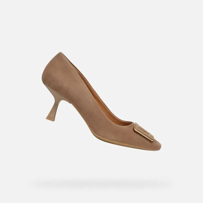 Geox Pumps GISELDA R WOMAN Mud Medium Heel Pumps Mud 8211 Woman