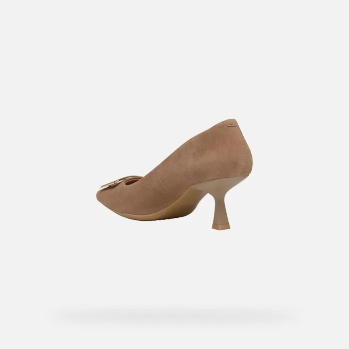 Geox Pumps GISELDA R WOMAN Mud Medium Heel Pumps Mud 8211 Woman