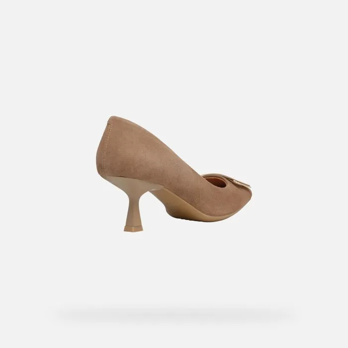 Geox Pumps GISELDA R WOMAN Mud Medium Heel Pumps Mud 8211 Woman