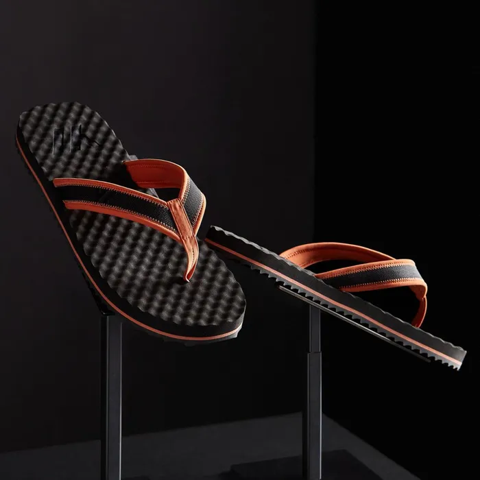 James Perse Sandals MenSINGLEQUOTEADDEDs Sport Flip Flop Blackburnt Orange 8211 Men
