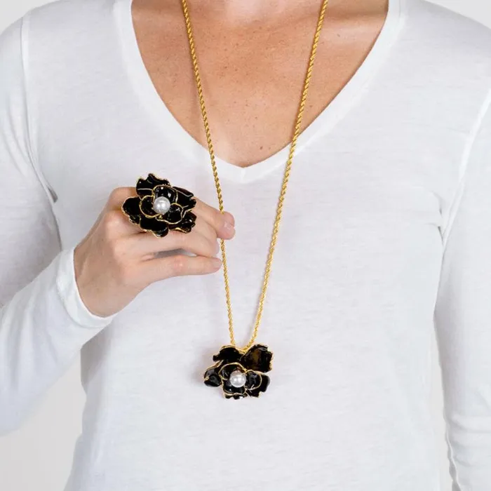 Kenneth Jay Lane Dark Color Necklaces Women Black Flower Pendant
