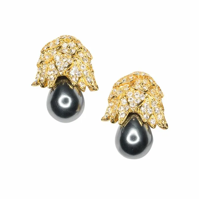 Kenneth Jay Lane Pearl Earrings Women Jackie Kennedy Grey Pearl Clip Earrings Kenneth Jay Lane Pearl Earrings Women Jackie Kennedy Grey Pearl Clip Earrings