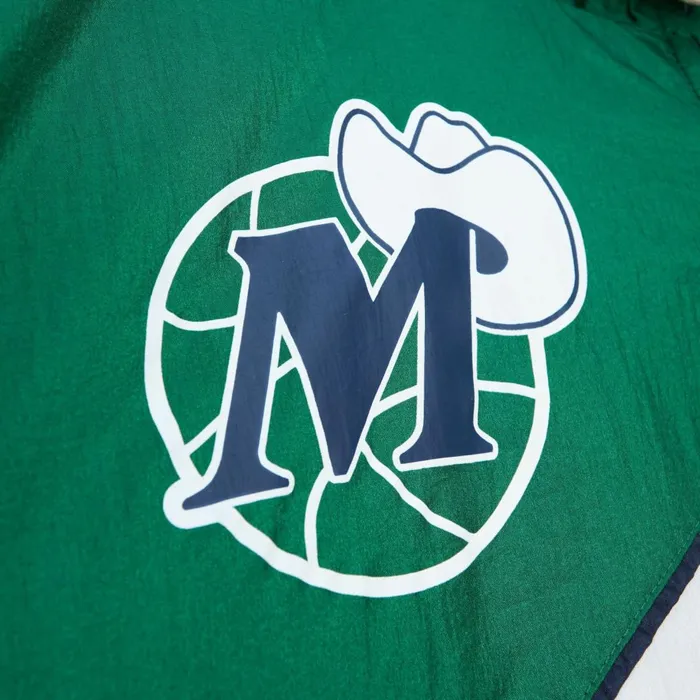 Men039s Jackets and Outerwear Mitchell and Ness Arched Retro Lined Windbreaker Dallas Mavericks Men039s Jackets and Outerwear Mitchell and Ness Arched Retro Lined Windbreaker Dallas Mavericks