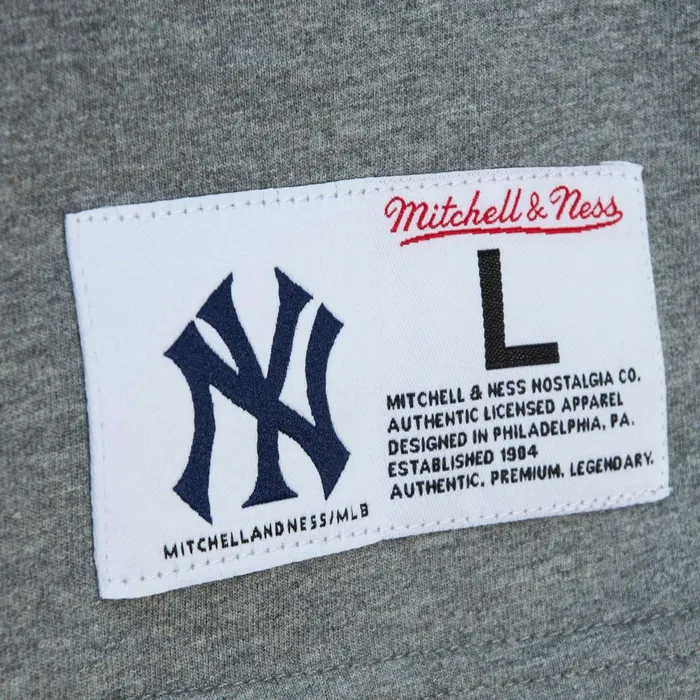 Men039s MLB Mitchell and Ness City Collection SS Tee New York Yankees Men039s MLB Mitchell and Ness City Collection SS Tee New York Yankees