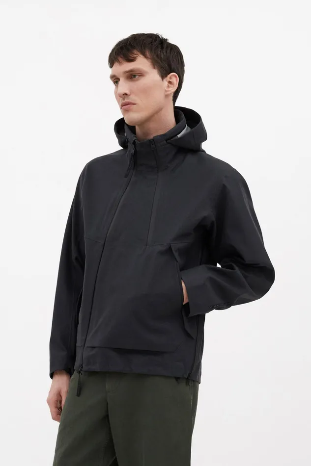 Men Norse Projects Outerwear Textured Twill GoreTex 3L Stand Collar Jacket Charcoal Grey