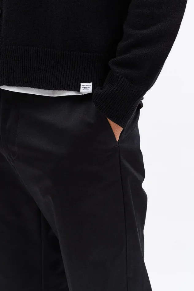 Men Norse Projects Trousers Andersen Gabardine Chino Black