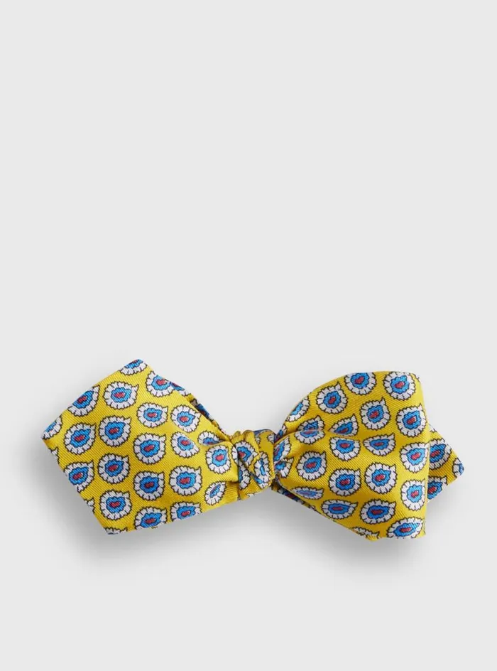 Men Paul Stuart Ties Silk Twill Tossed Paisley Bow TIe Yellow