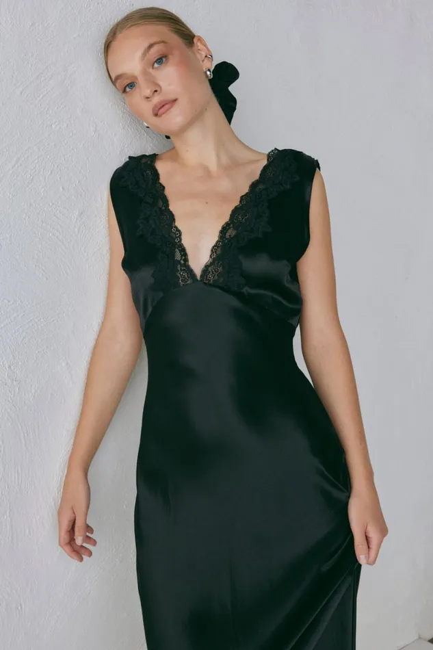 MidiMaxi Dresses Women VRG GRL Tully Satin Maxi Dress Black