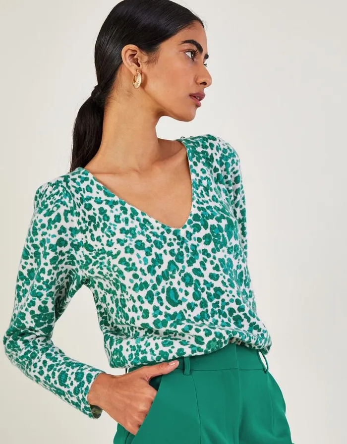 Monsoon Animal Print VNeck Jumper With Recycled Polyester Green Women Knitwear Monsoon Animal Print VNeck Jumper With Recycled Polyester Green Women Knitwear