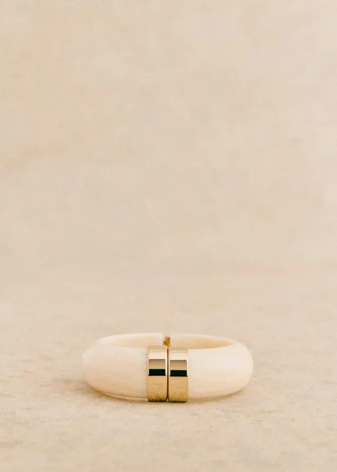 Szane Rings and Bracelets Womens Leo Bracelet Ecru