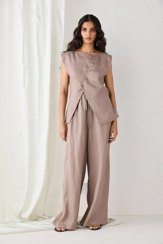 Sets Women VRG GRL Raya Linen Pants Mushroom