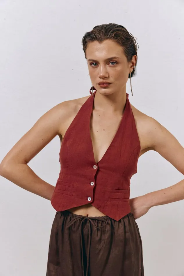 Sleeveless Women VRG GRL Los Cabos Linen Vest Wine