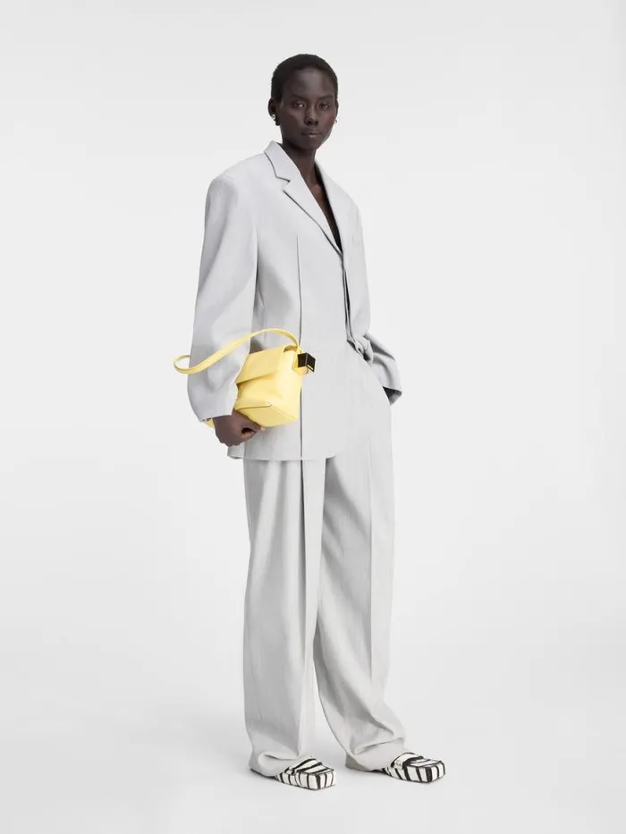 The Man039s Jacket Light Grey Women JACQUEMUS Coats and Jackets The Man039s Jacket Light Grey Women JACQUEMUS Coats and Jackets