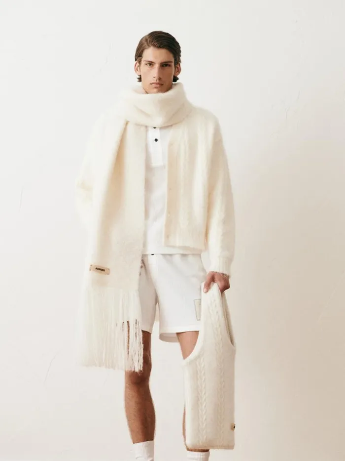 The Nuvola Scarf Offwhite WomenMen JACQUEMUS Scarves Beanies and Gloves The Nuvola Scarf Offwhite WomenMen JACQUEMUS Scarves Beanies and Gloves