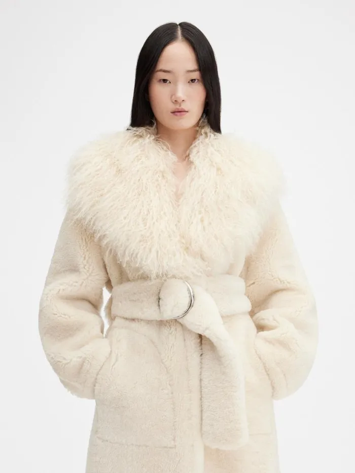 The Pilou Long Coat Offwhite Women JACQUEMUS Coats and Jackets The Pilou Long Coat Offwhite Women JACQUEMUS Coats and Jackets