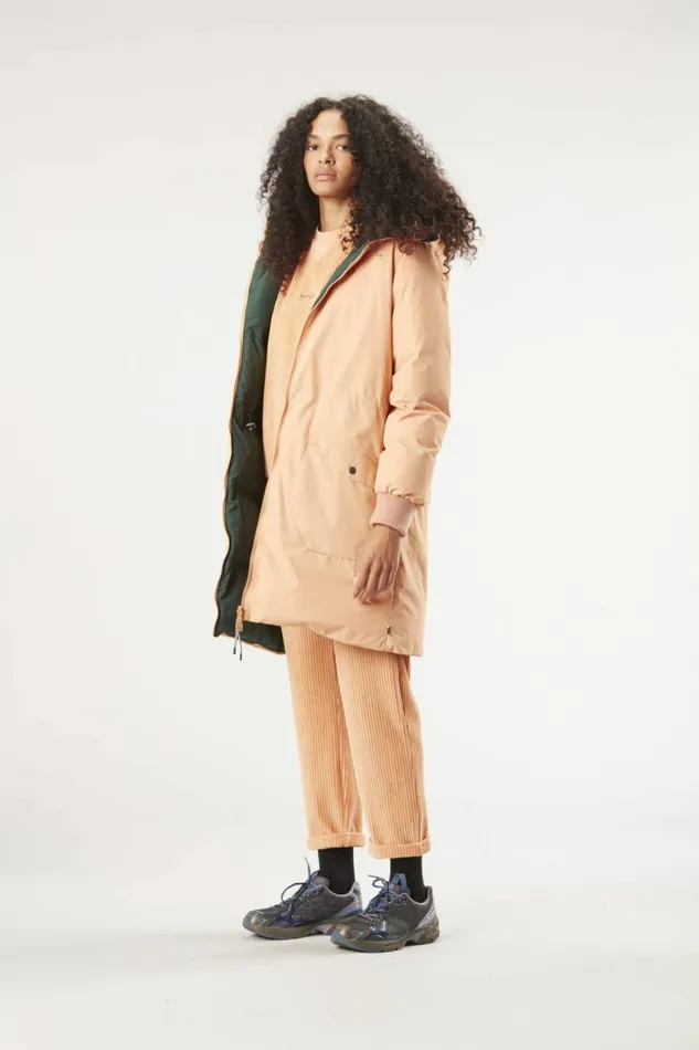 Woman INUKEE REV JKT Picture Organic Clothing Down Jackets