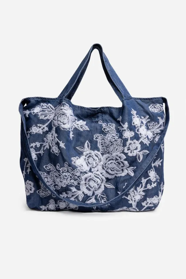 Women ALICENT DENIM TOTE BAG Denim Blue Johnny Was Handbags