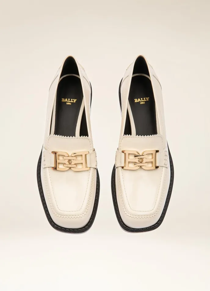 Women Bally Flats and Moccasins Ellyane 8211 Leather Mocassins In Bone