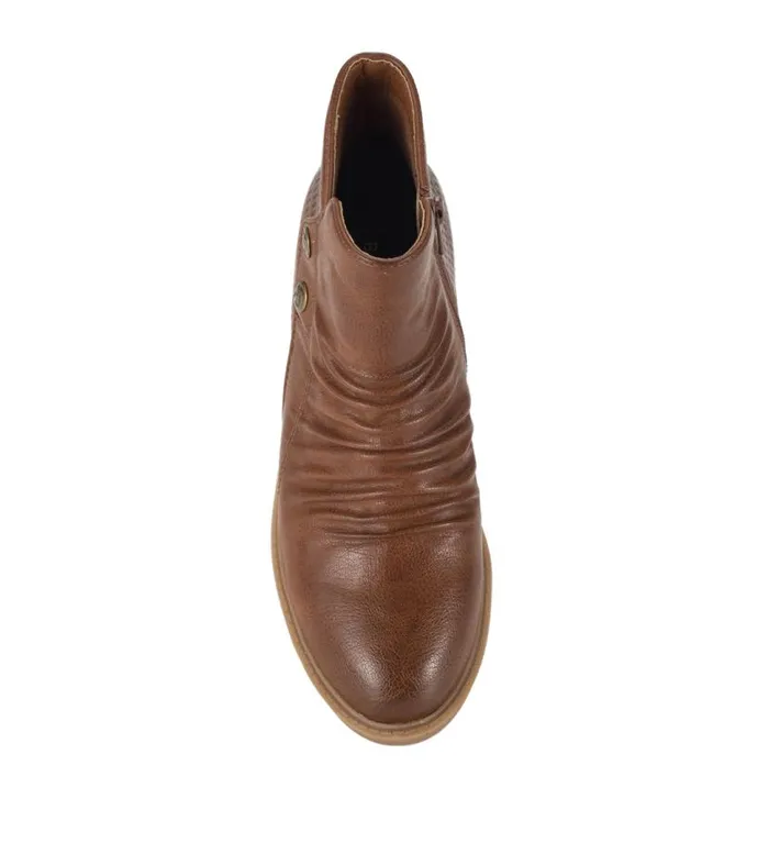 Women Baretraps Booties Stevie Bootie Cognac Women Baretraps Booties Stevie Bootie Cognac