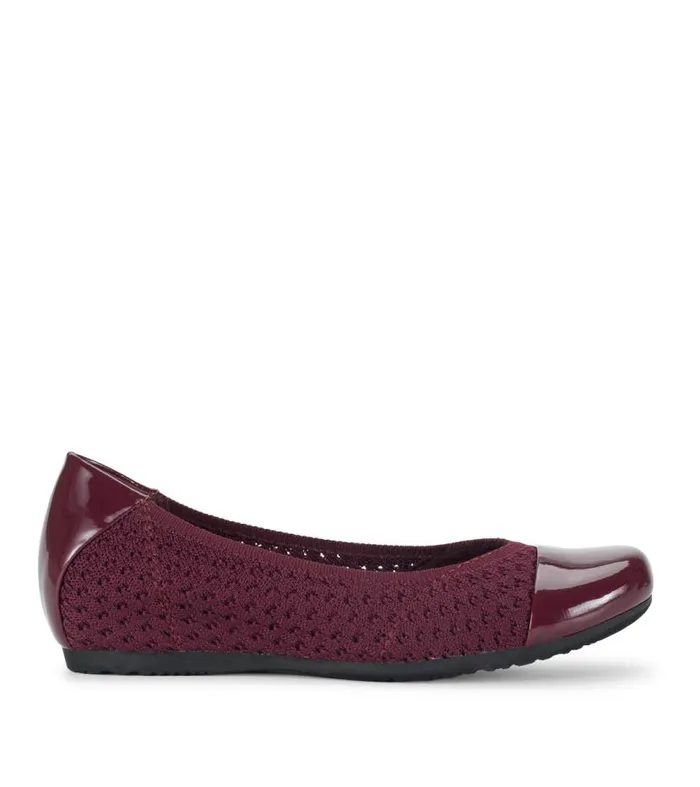 Women Baretraps Flats and Loafers Mia Casual Flat Dark Cherry Women Baretraps Flats and Loafers Mia Casual Flat Dark Cherry