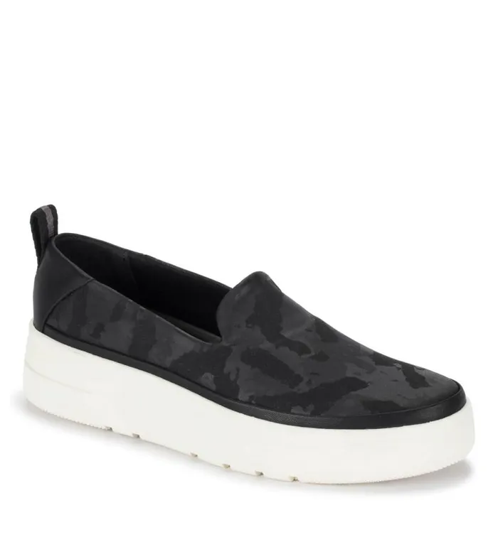 Women Baretraps Flats and Loafers Nevin Slip On Sneaker Black Camo