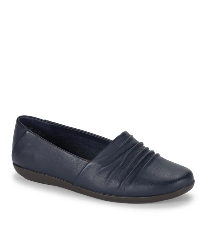 Women Baretraps Flats and Loafers Piper Slip On Navy