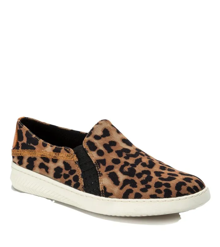 Women Baretraps Sneakers Yadier Slip On Sneaker Auburn Leopard