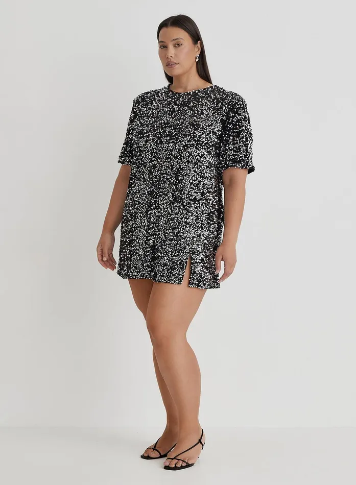 Women Black Curve Open Back Sequin TShirt Dress Marca 4th and Reckless Party Wear
