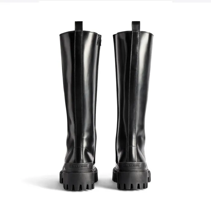 Women Boots and Ankle Boots Balenciaga Strike 20mm Boot In Black