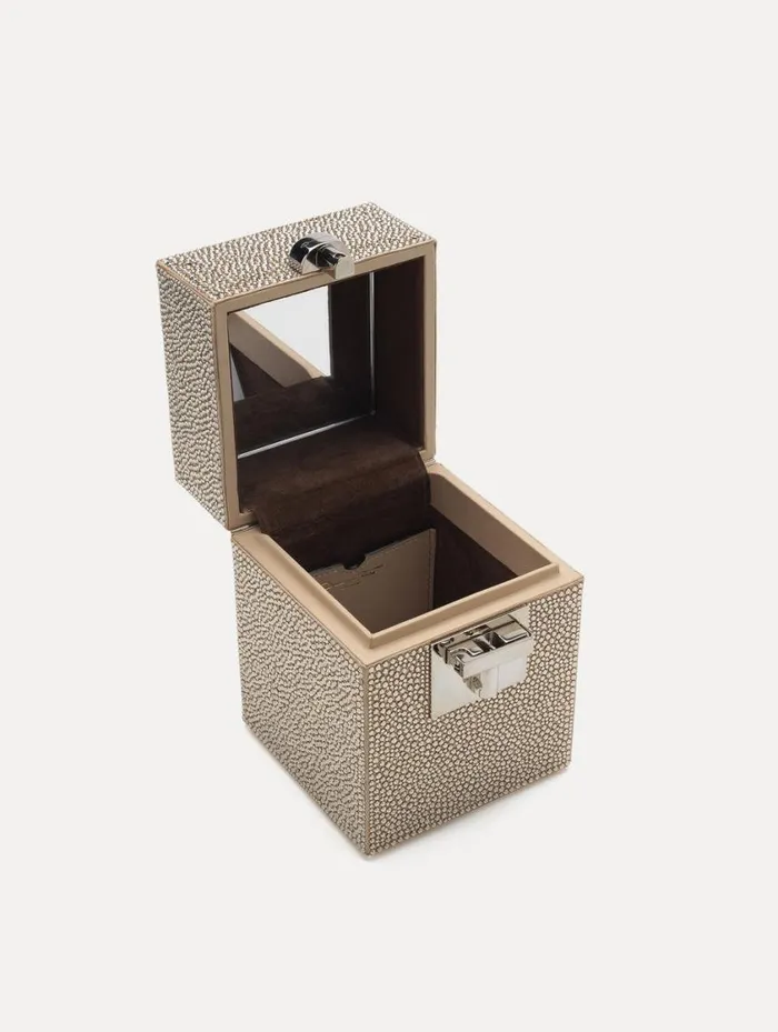 Women Crystal Pav Alibi Cube Champagne Oscar De La Renta Handbags Women Crystal Pav Alibi Cube Champagne Oscar De La Renta Handbags
