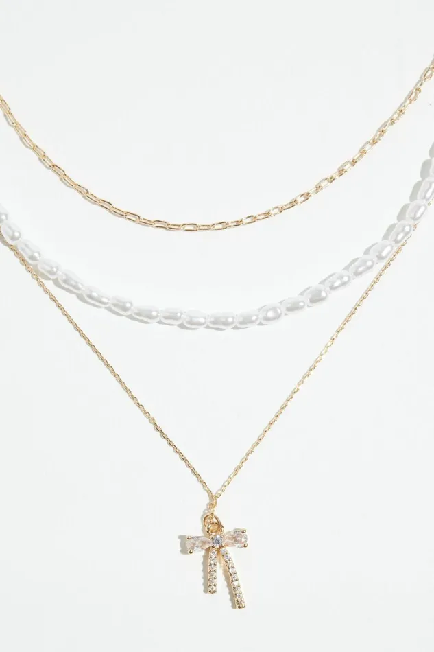 Women Dynamite Necklaces 3Pack Pearl and Bow Necklaces White