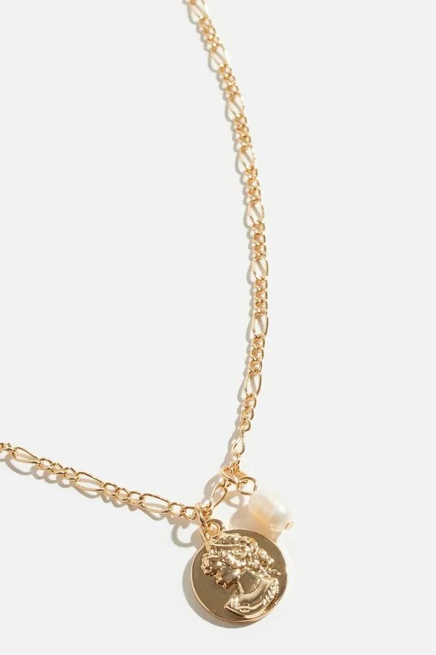 Women Dynamite Necklaces 4Pack Rosary and Medallion Necklaces White