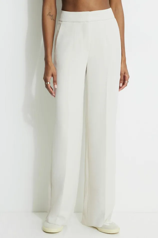 Women Dynamite Pants Yasmin Airflow Straight Leg Pants Beige