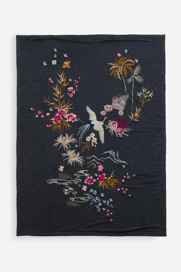 Women EMIKO THROW BLANKET Charcoal Grey Johnny Was Blankets