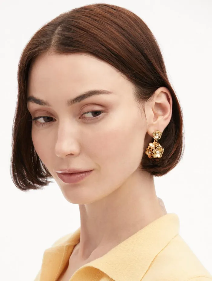 Women Enamel Flower Drop ClipOn Earrings Pearl Oscar De La Renta Earrings Women Enamel Flower Drop ClipOn Earrings Pearl Oscar De La Renta Earrings